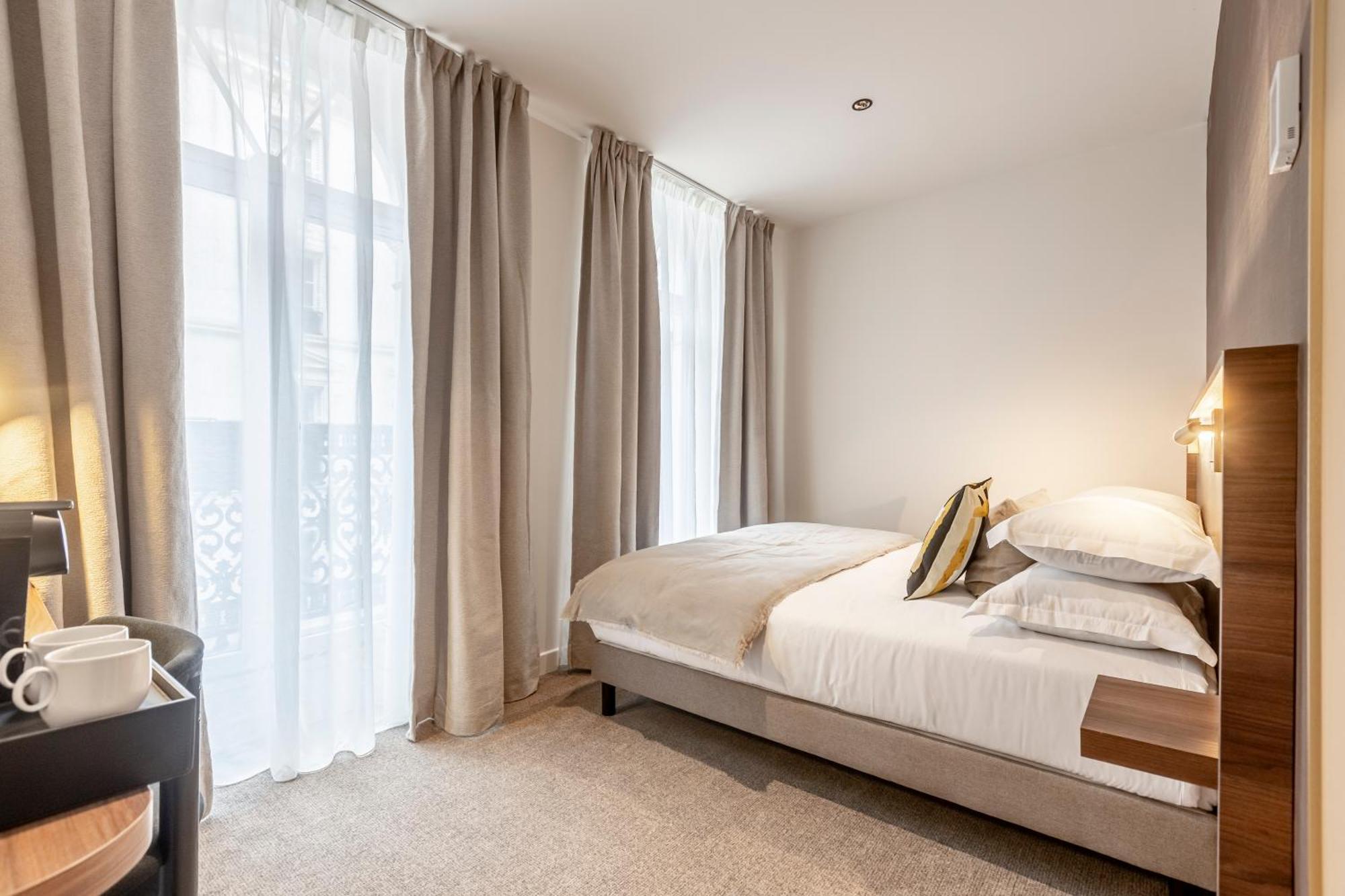 Le Madame By Sweett Hotel Париж Екстериор снимка