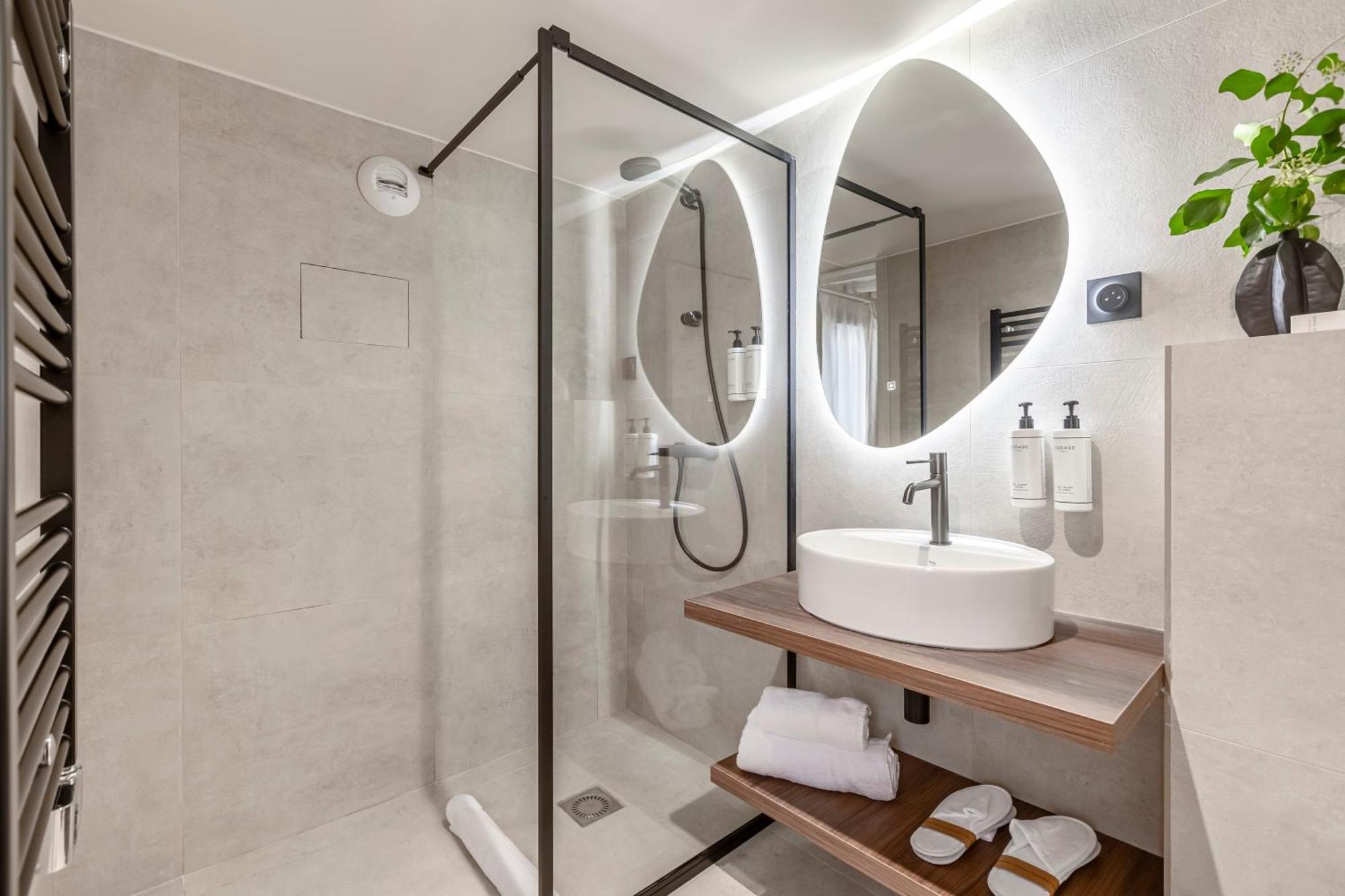 Le Madame By Sweett Hotel Париж Стая снимка